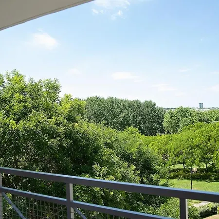 Apartment Next To Appart' Le Reve Bleu Torcy (Seine-et-Marne)